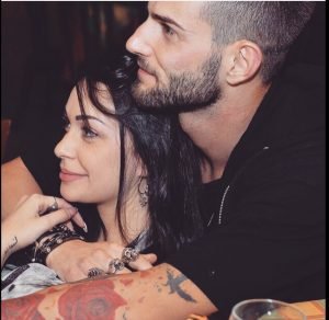 Coppie uomini e donne amore passione gioia dolori