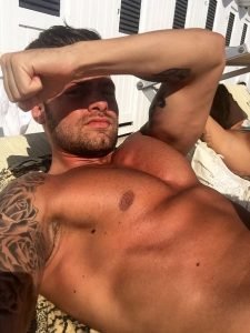 Lato A Uomo: Eugenio Colombo