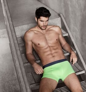 Lato A Uomo: Nick Bateman