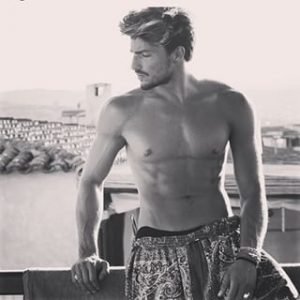 Mariano Di Vaio Mister Lato A Uomo