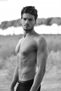 Mariano Di Vaio Mister Lato A Uomo