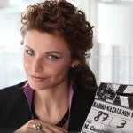 film cinema natale 2015 mariagrazia cucinotta ANNALISA SCARRONE GIAMPAOLO MORELLI MILENA MICONI EVA GRIMALDI babbo natale non viene da nord annalisa nali cantante aici talent show attrice eva grimaldi cinepanettone
