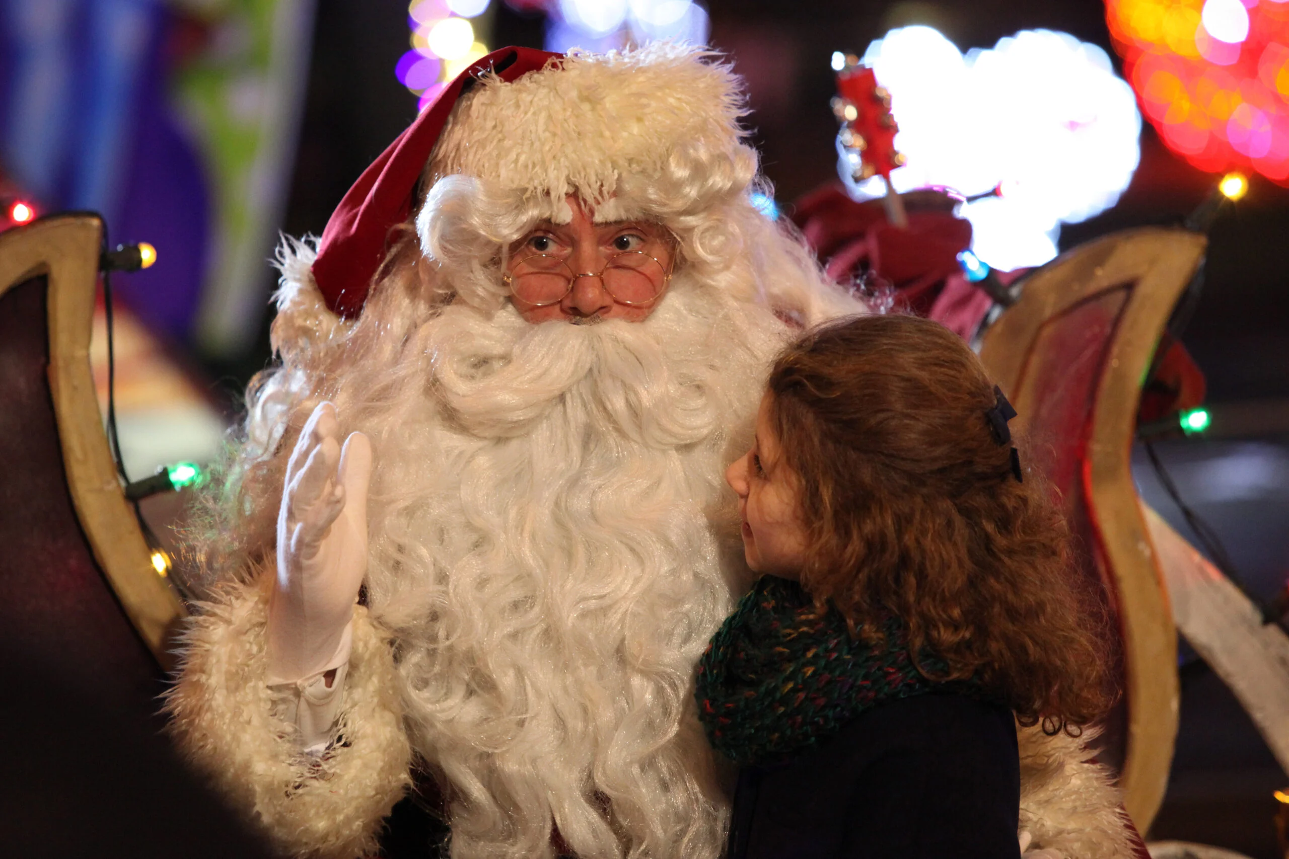 film cinema natale 2015 mariagrazia cucinotta ANNALISA SCARRONE GIAMPAOLO MORELLI MILENA MICONI EVA GRIMALDI babbo natale non viene da nord annalisa nali cantante aici talent show attrice eva grimaldi cinepanettone