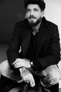 camillo agnello uomini e donne corteggiatore tronista silvia raffaele anna munafò tv gossip amori editoriale novembre dicembre starpeoplenews