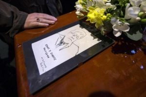 Saluto camera ardente fonte Ansa