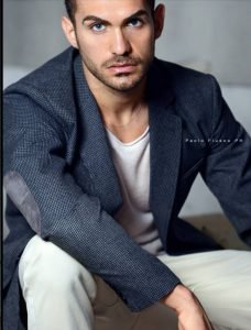 Copertina: il modello Stefano Lanucara