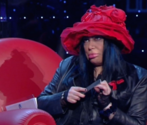 Loredana bertè mia Martini amici di Maria de Filippi serale giudice rock cantante