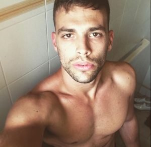 Temptation island Flight 616 uomini e donne Davide farina fashion movida Amedeo barbato lukas Peracchi tronista corteggiatori tentatori tentatrici single coppie amori tradimenti Andressa brasiliana