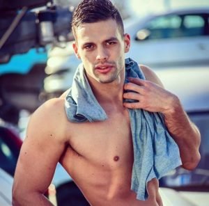 Temptation island Flight 616 uomini e donne Davide farina fashion movida Amedeo barbato lukas Peracchi tronista corteggiatori tentatori tentatrici single coppie amori tradimenti Andressa brasiliana