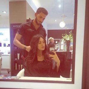 Ugo lepre cotril parrucchiere dei vip celebrities Belen Rodriguez Cecilia Rodriguez Claudia galanti Costanza Caracciolo paia Hilton striscia la notizia velin