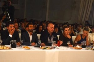 da sinistra Valerio Logrieco, Gianni Sperti, Flavio Iacones, Miriam Tataru, e Paola Monastra