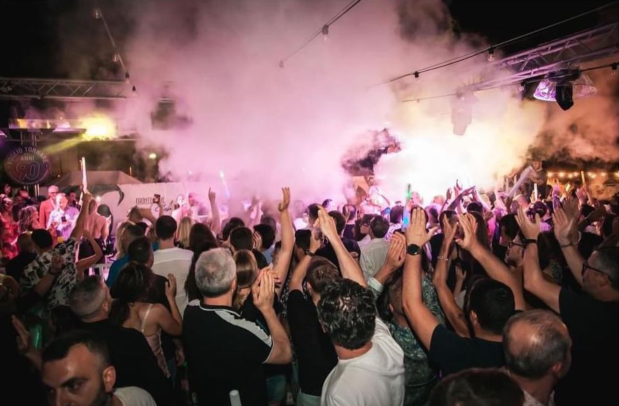 Frontemare Rimini: All White Party, I Love The '80, Apericena Latino