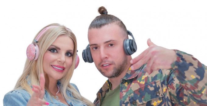 Francesca Cipriani nel video pop glamour “Marylin”
