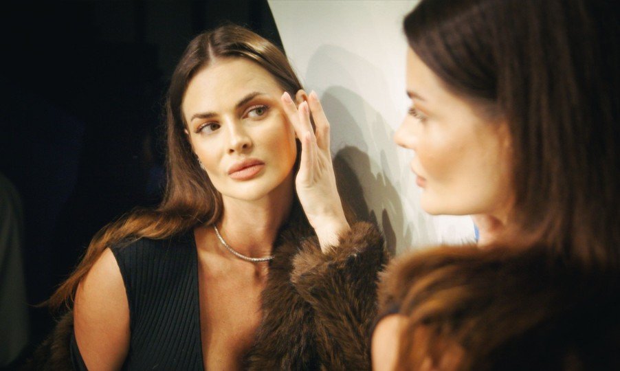 “Vanitosa”, il sabato elegante del Byblos tra ristorazione, spettacolo e musica live