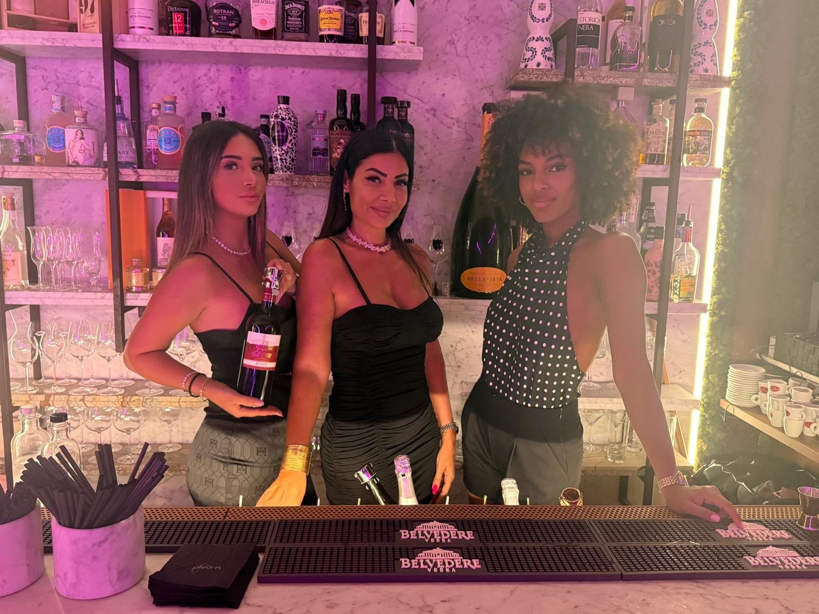 La Palazzina Luxury, tutto esaurito alla riapertura: il 17 settembre la Notte Bianca Tutto esaurito alla riapertura della Palazzina Luxury